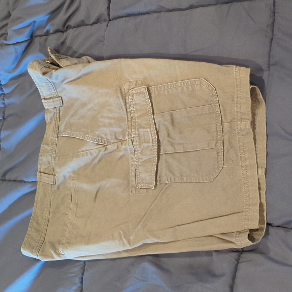 Columbia cargo shorts